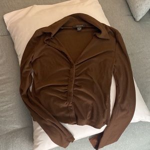 Women’s Ruched Button-down Blouse